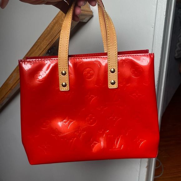 Louis Vuitton Red Monogram Vernis Reade PM Handbag w/Dust Bag & Maintenance Card - Picture 2 of 15